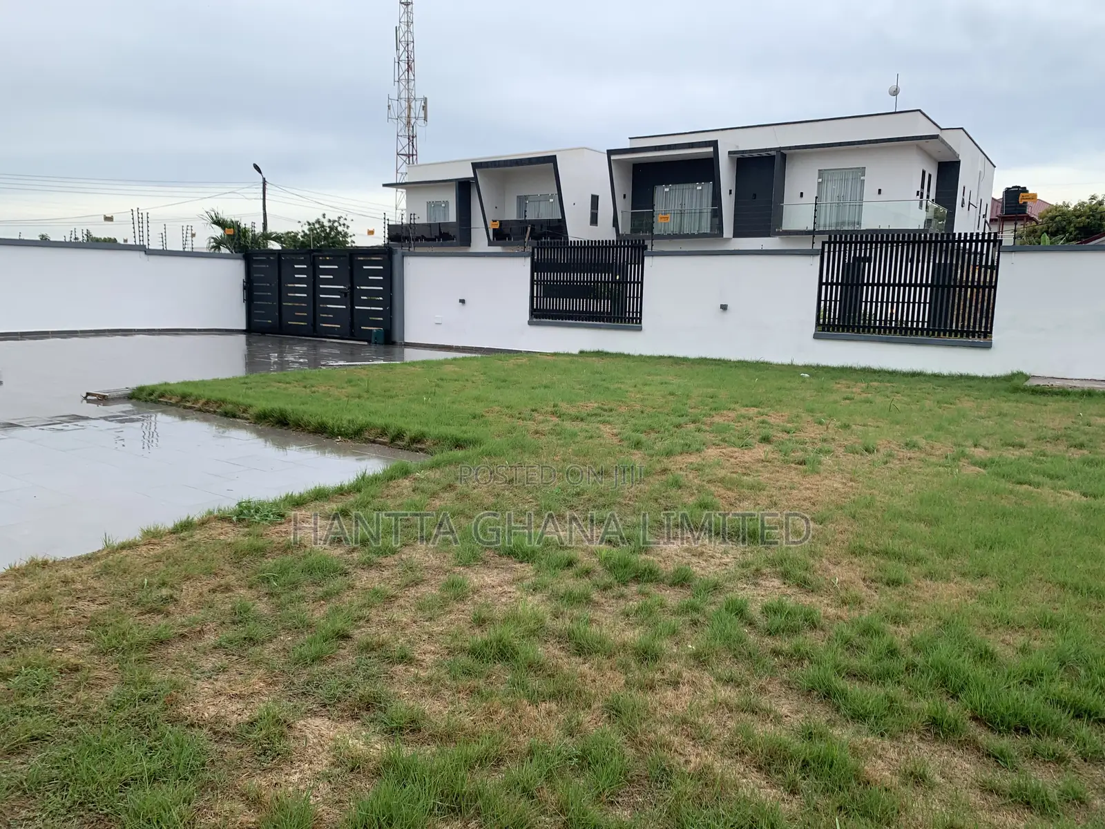 5bdrm House in Adjiringanor, East Legon for sale