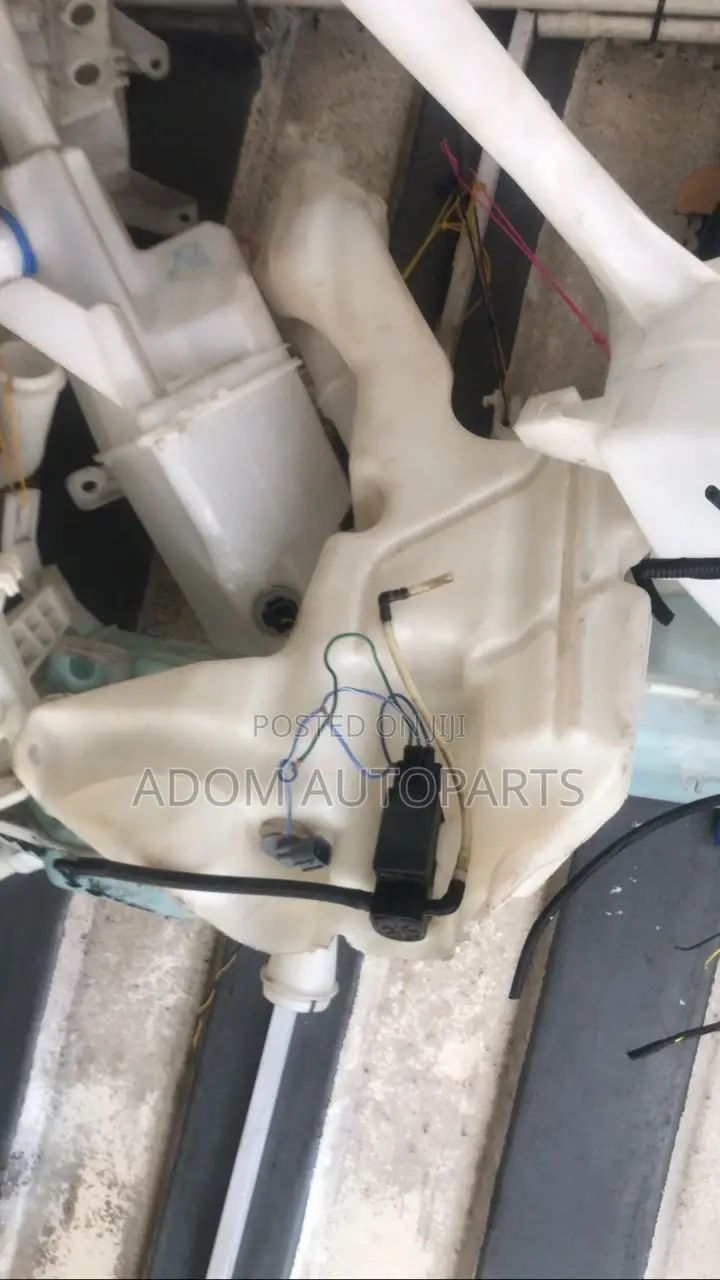 Honda Crv Wash Fluid Reservoir Tank Bottle 2017 2018 2019 2020 2021