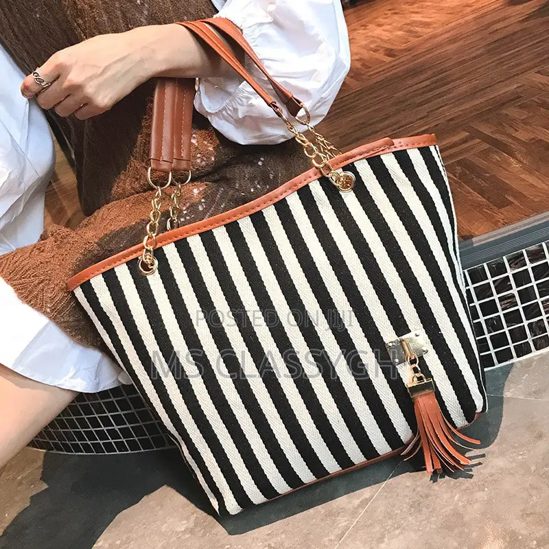 Fashion, Leisure, Large Capacity Chain Bag, Canvas Bar and S