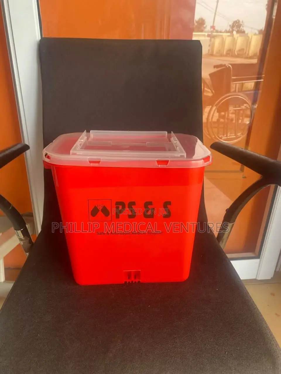 Sharp Container