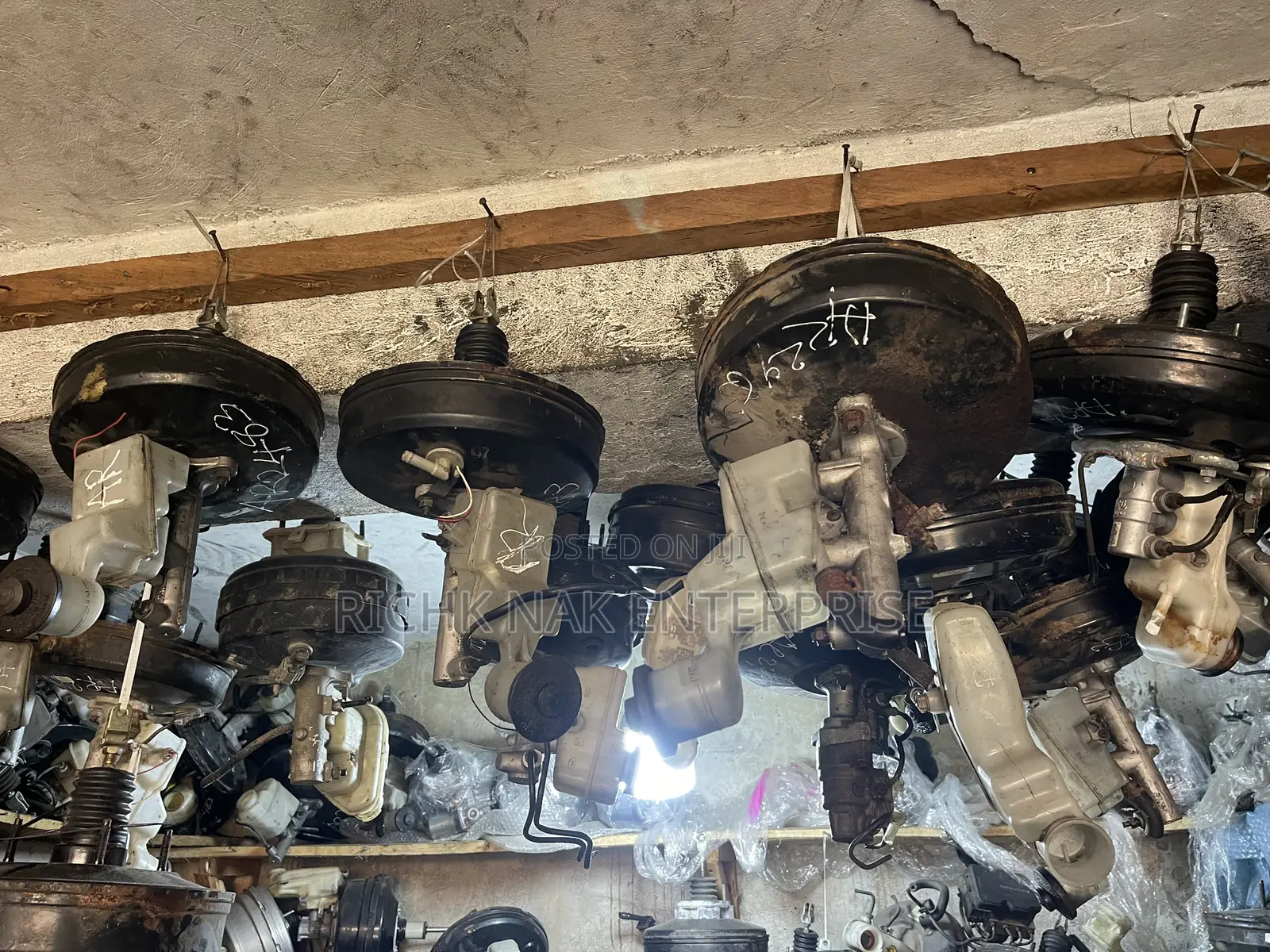 Toyota Corolla X Brake Pot 2007