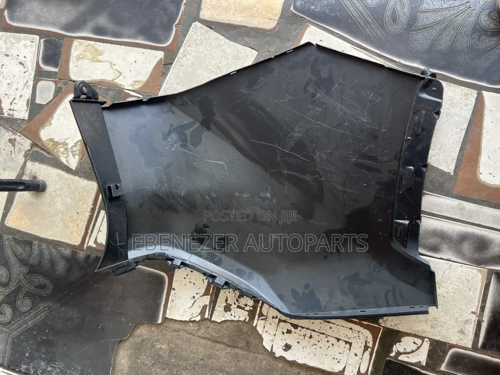 Toyota Rav 4 2019,2020,2021,2022 Back Bumper Side Moulding