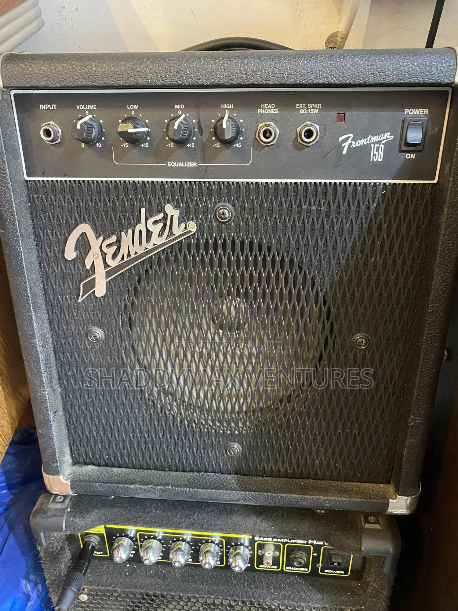 Fender Frontman 15B Bass Combo