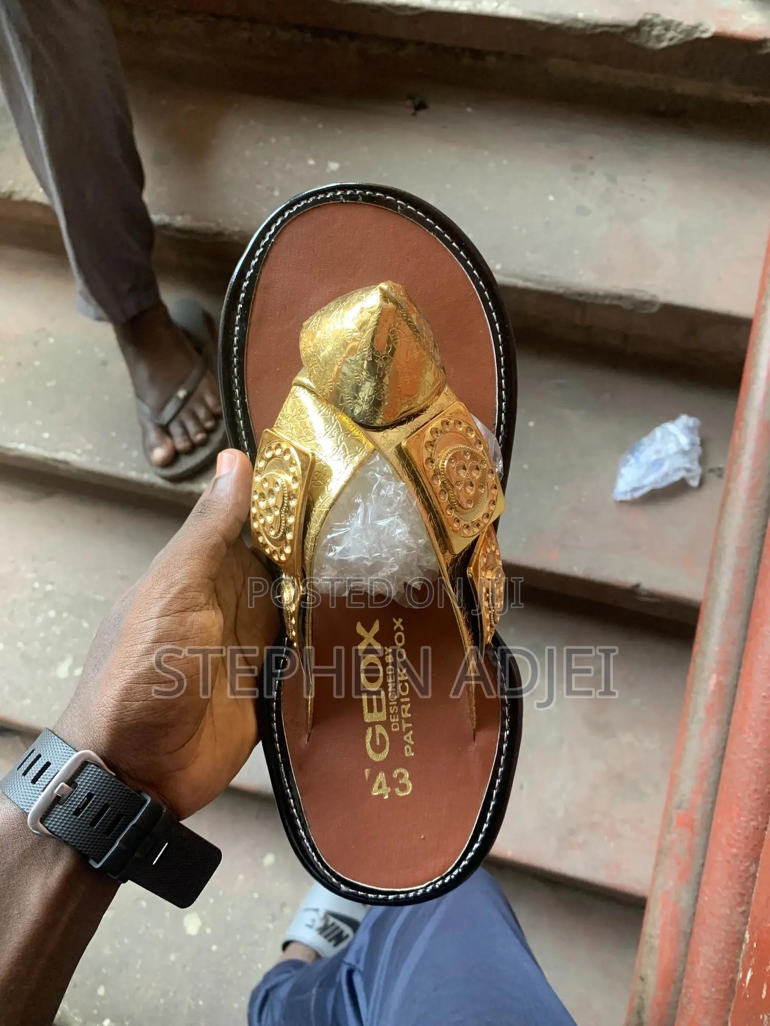 Ahenema Slippers