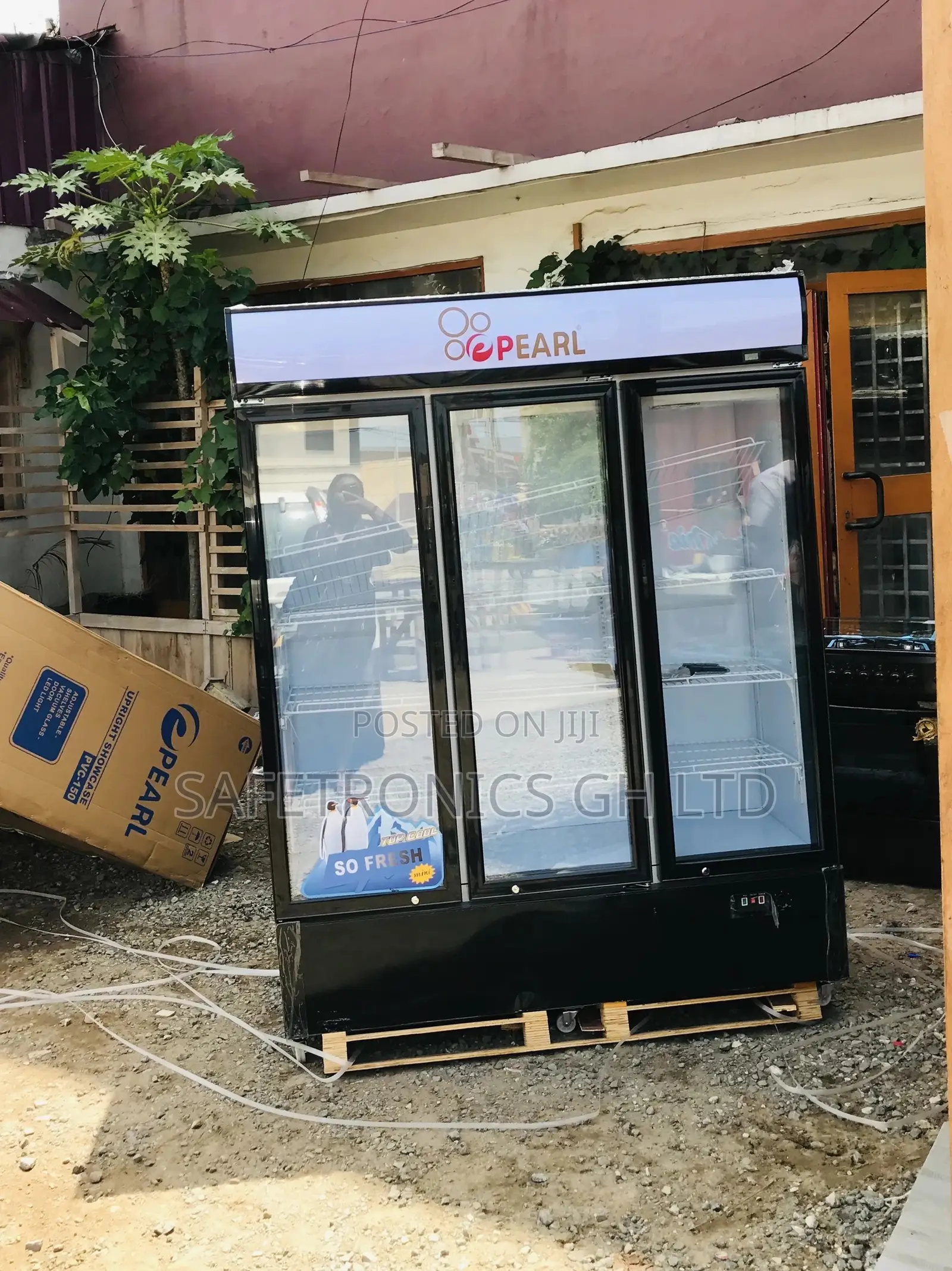 Durable Pearl PVC-150 Glass 3 Doors Display Fridge