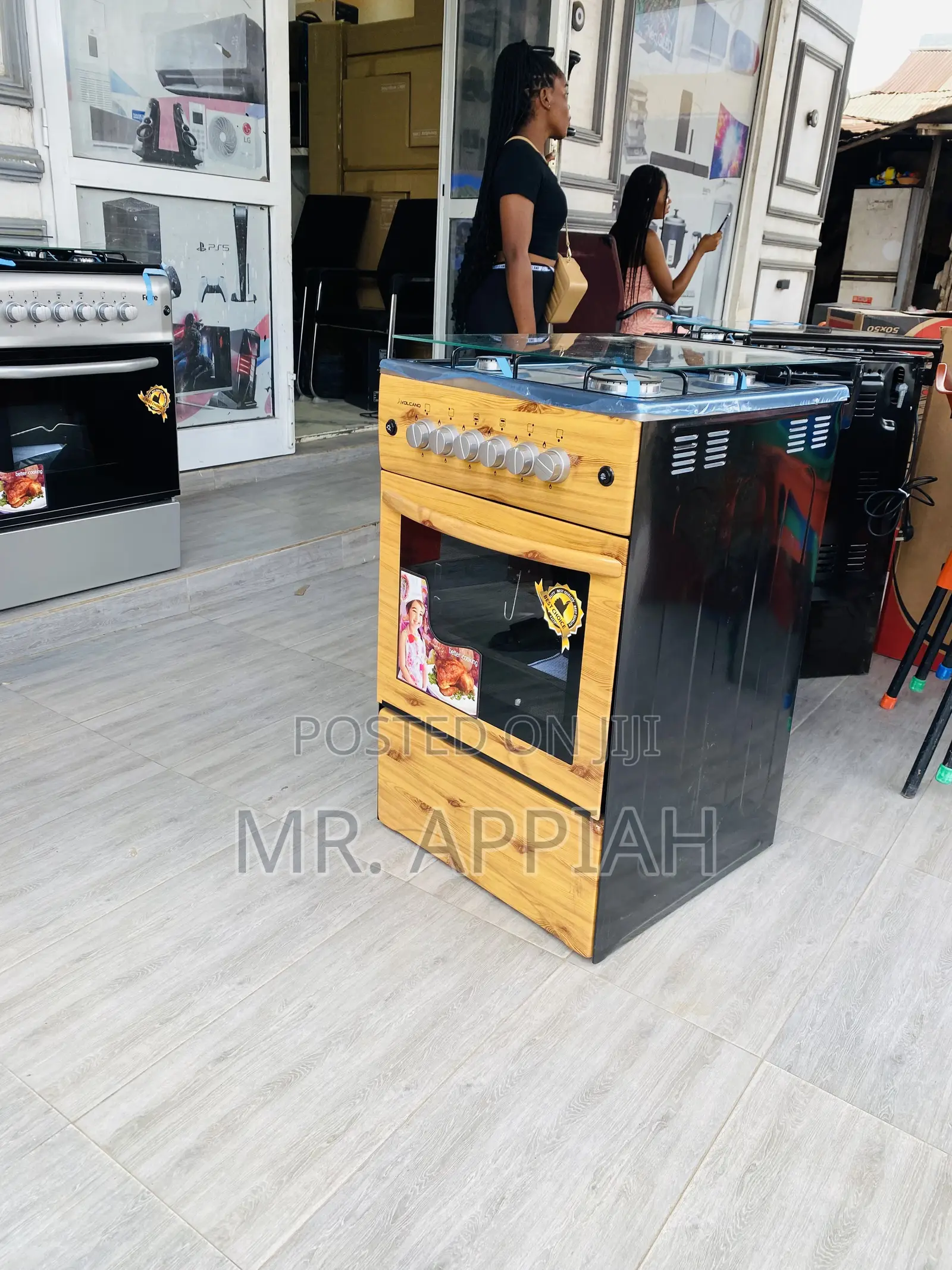 Affordable Volcano Wooden 50x50 4 Gas Burner + Oven.