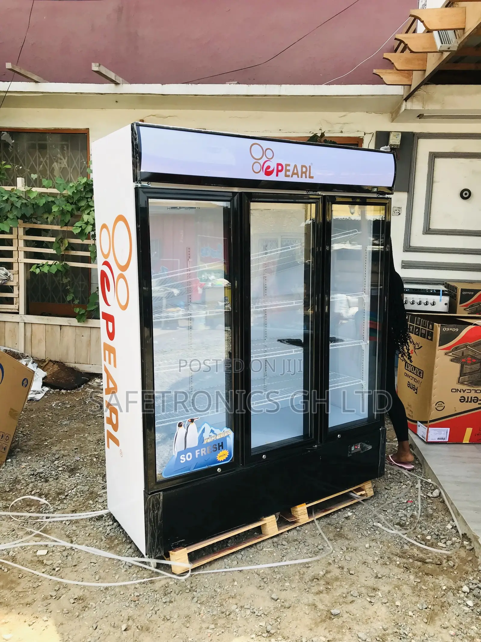 Affordable Pearl PVC-150 Glass 3 Doors Display Fridge