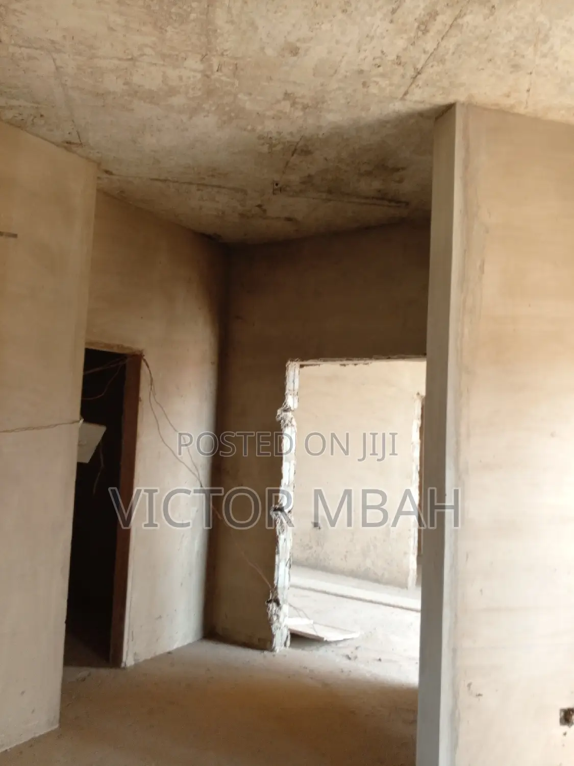 3bdrm Block of Flats in Dc Properties, Tema Metropolitan for sale
