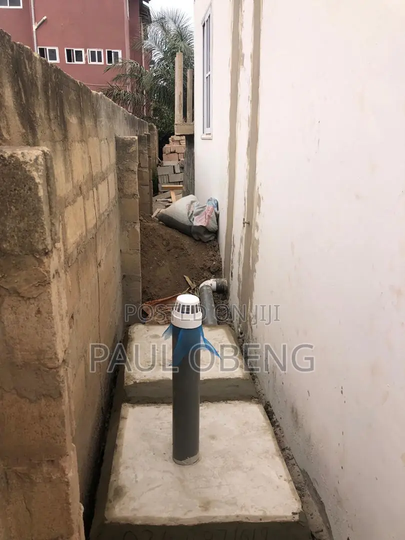 Biodigester, Manhole,