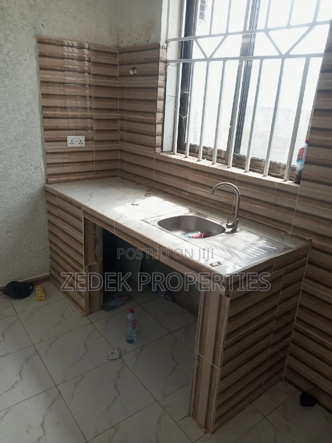 1bdrm Room & Parlour in Franko Estate for rent