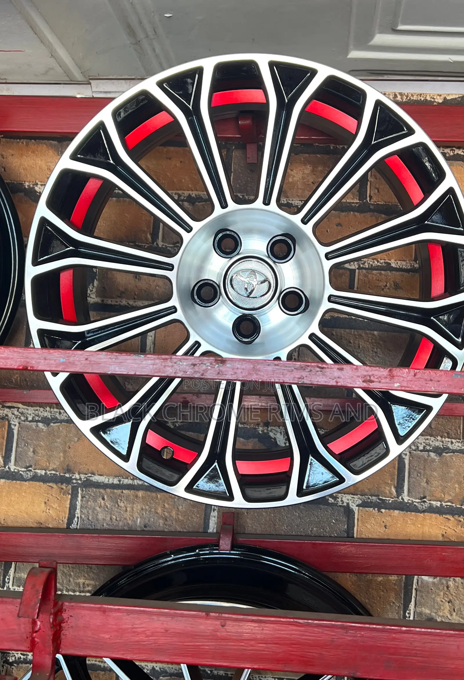 Original Toyota in Sizes 17