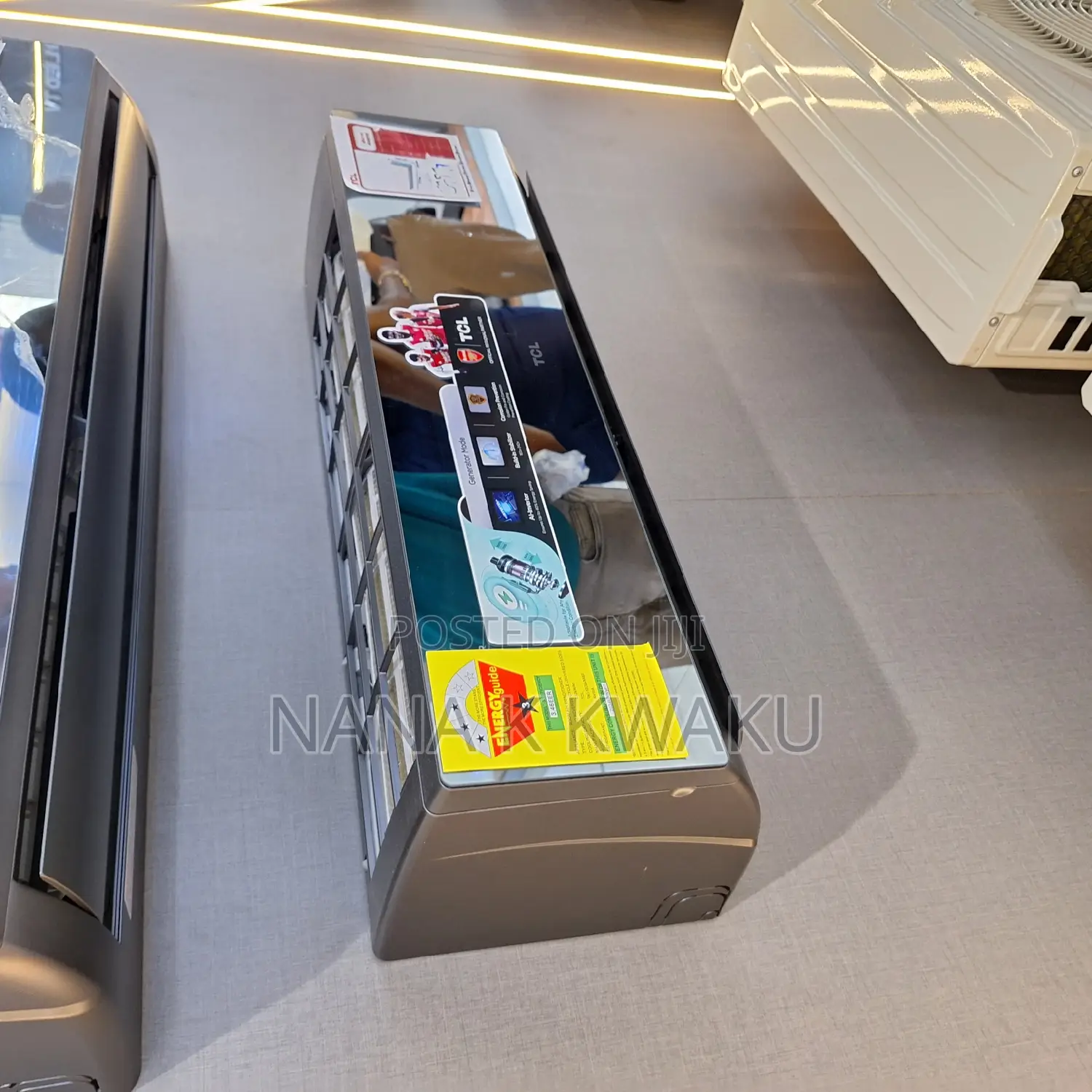 Black Mirror Glass TCL 1.5hp Air Condition