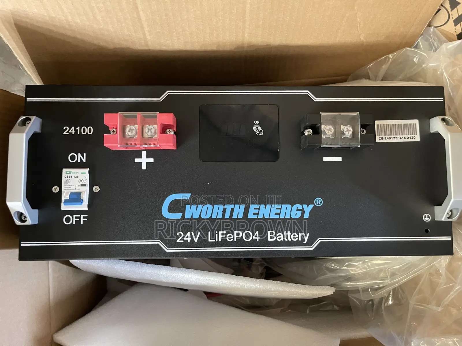 24v 100ah (2.5kwh) LITHIUM ION BATTERIES