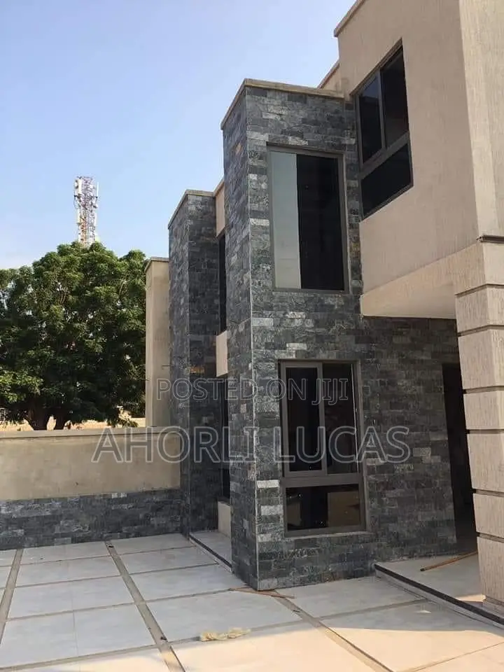 Best and Affordable Stones Layer