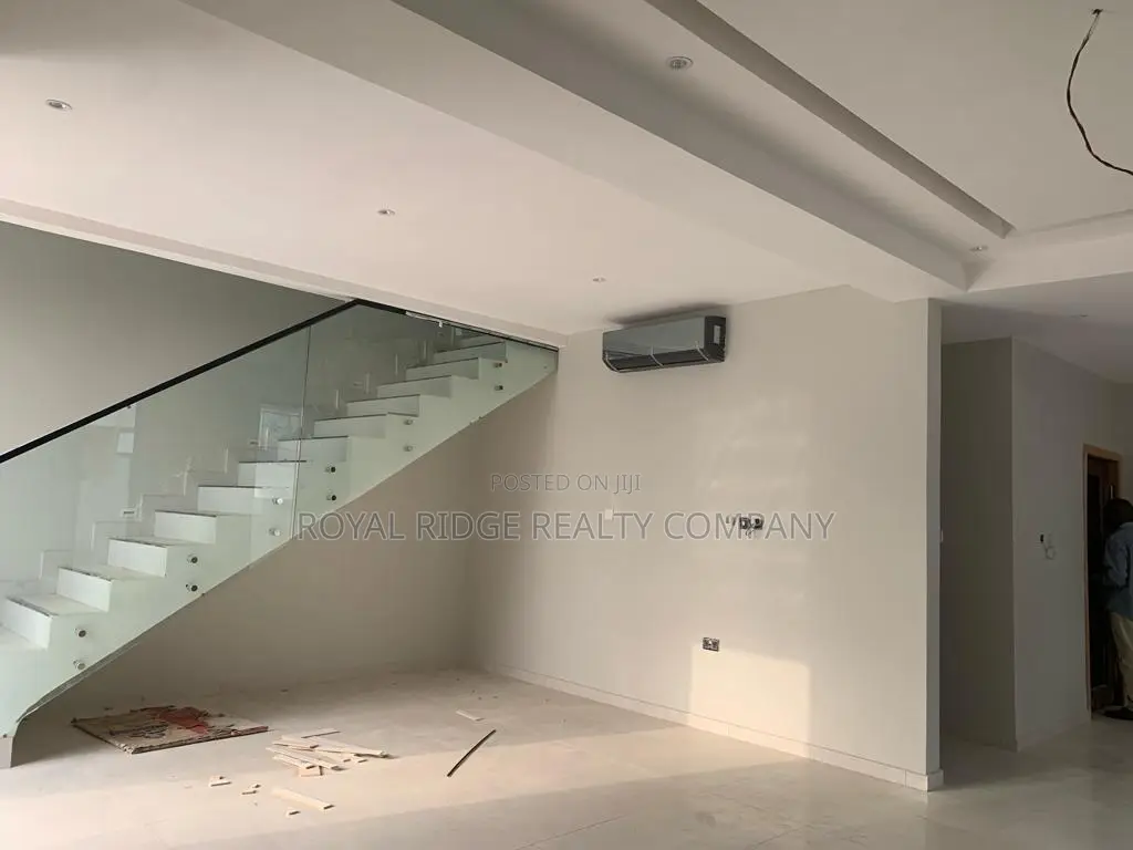3bdrm Townhouse/Terrace in Manet Near East, Accra Metropolitan