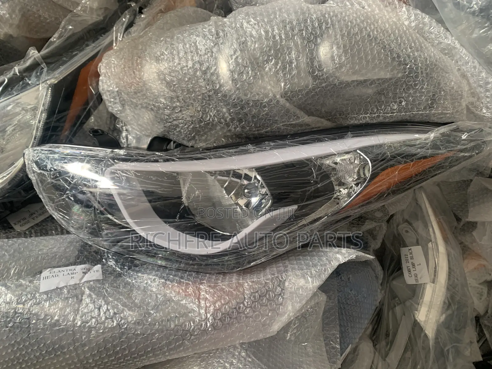 Hyundai Elantra 2014 Headlight