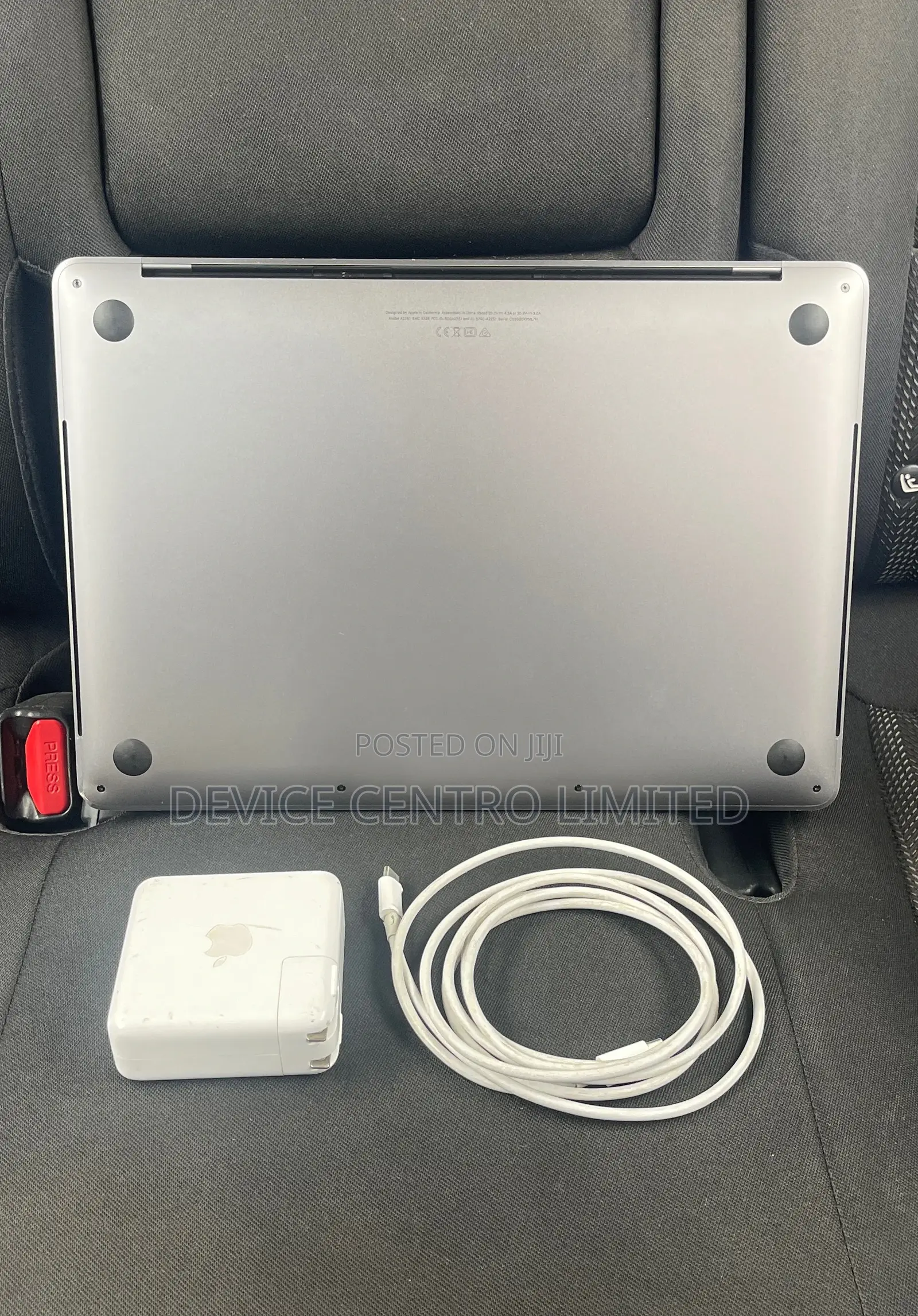 Laptop Apple MacBook Pro 2020 16GB Intel Core i5 SSD 512GB