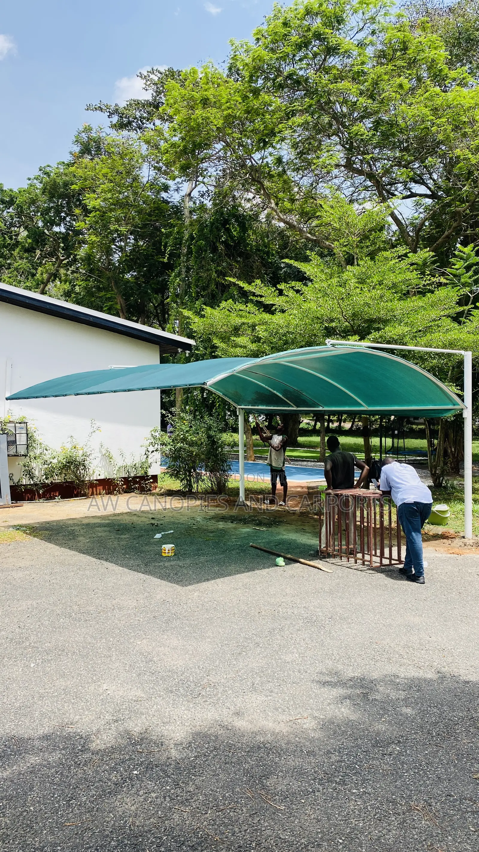 Carport Garage Local for Two Cars