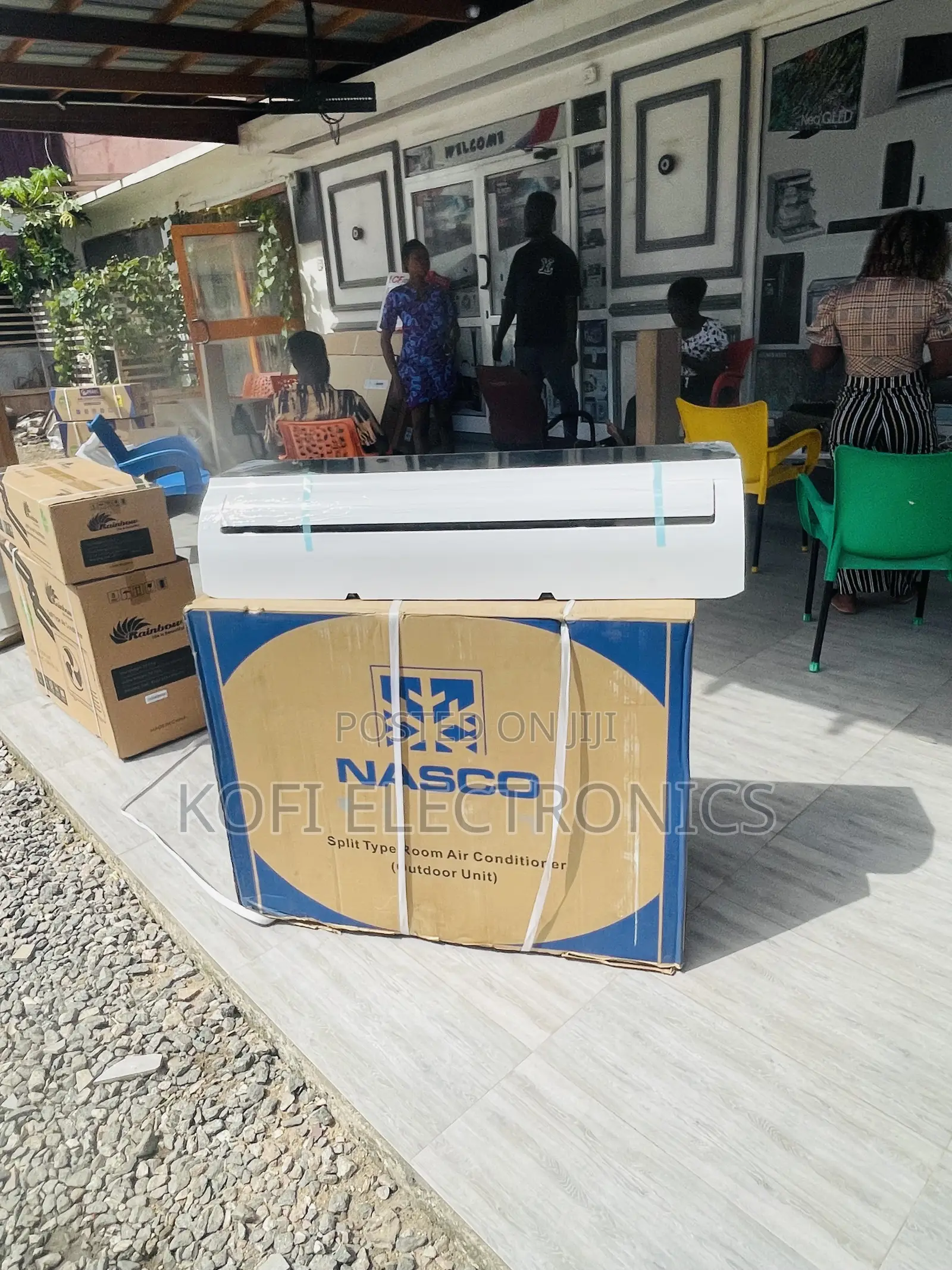 Work Smart Nasco 2.5hp R410 Air Conditioner Mirror Design