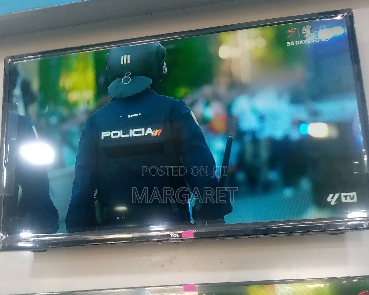 Ahof3dua TCL 32 Inches Digital Satellite TV