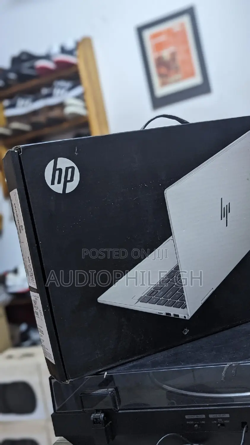 New Laptop HP Envy 14 8GB Intel Core I5 SSD 512GB