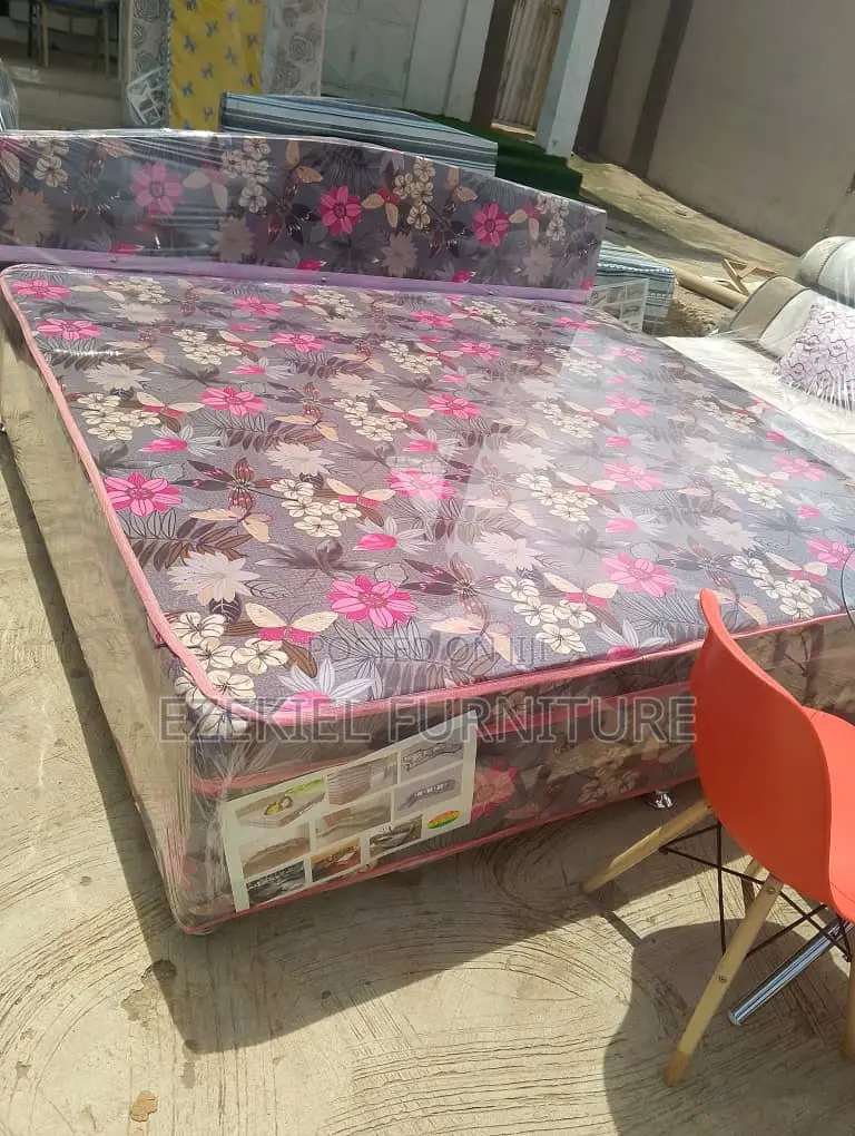Queen Size Complete Bed