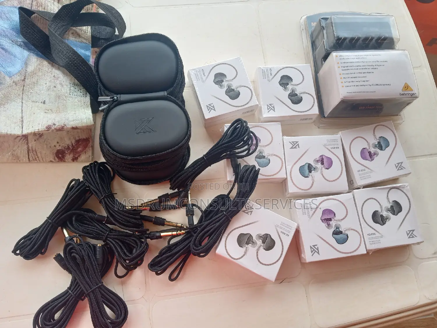 In-Ear/Extension Cable/Amplifier/Cases