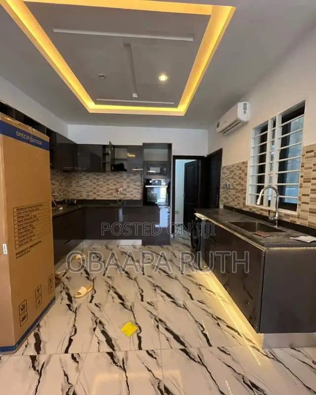 3bdrm Duplex in Adjiriganor for rent