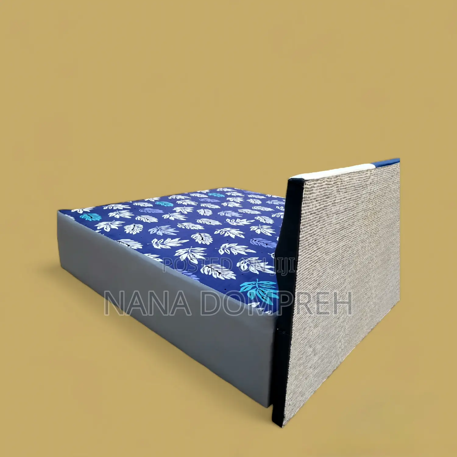 Inbuilt Queen Size Bed