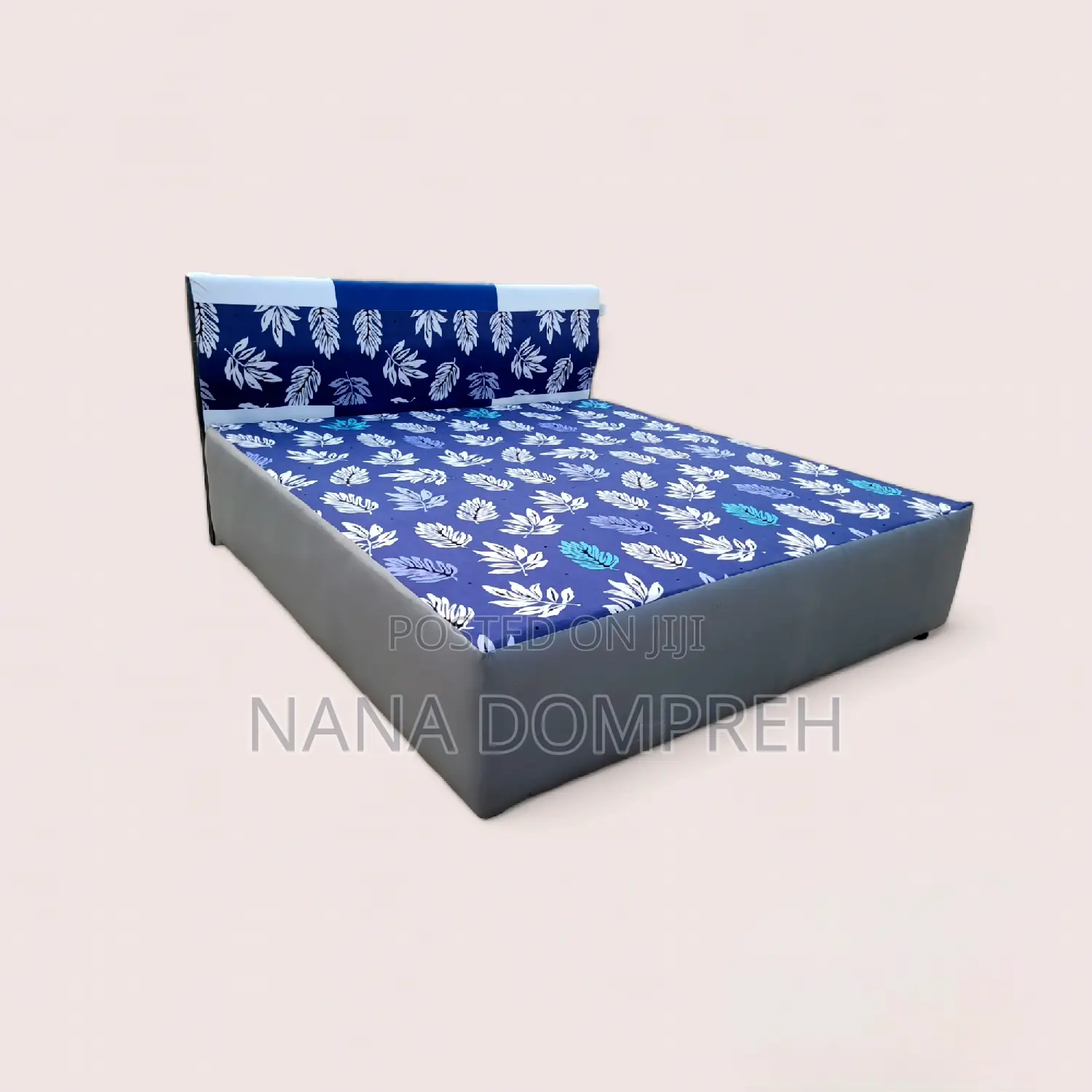 Inbuilt Queen Size Bed
