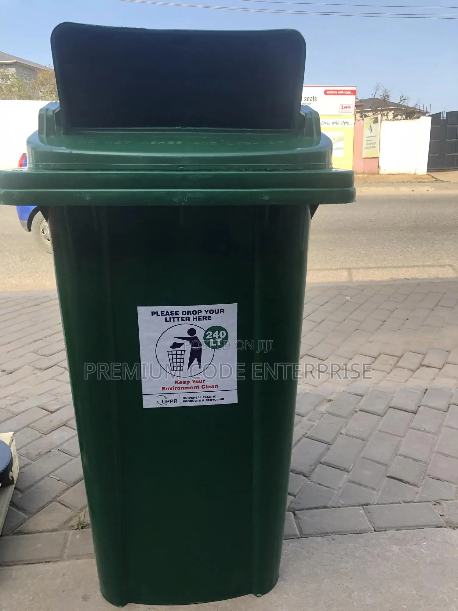 240 Liter Dustbin