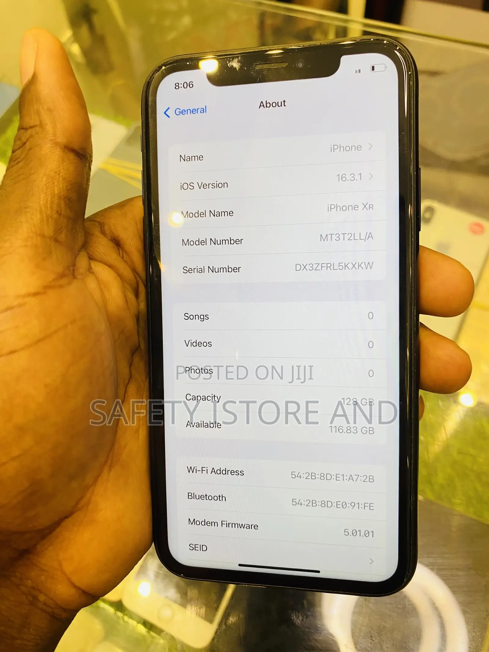 New Apple iPhone XR 128 GB Black