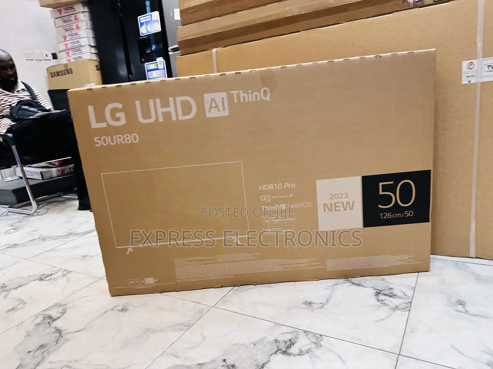 High Quality Sleek LG-50UR730006 UHD LED