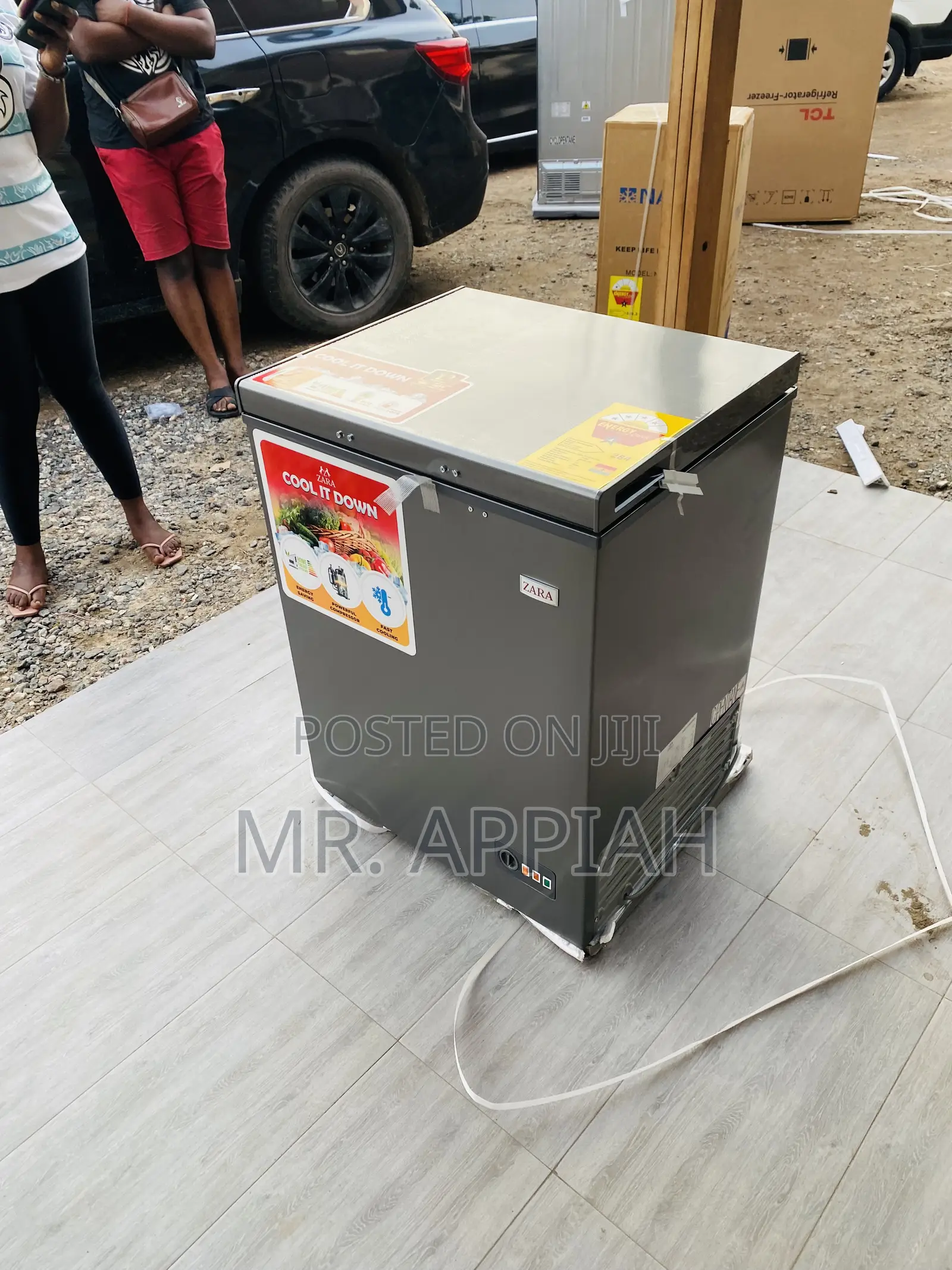 Sleek Design Zara 200 Single Door Electric Chest Freezer.