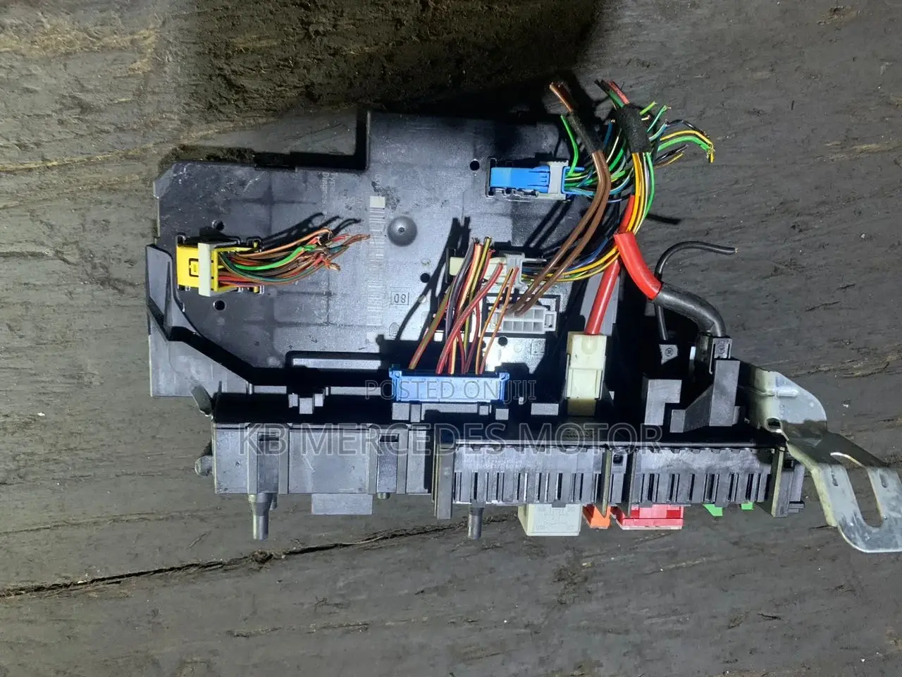 Mercedes Benz C250 W204 2013-2014 Back Sam