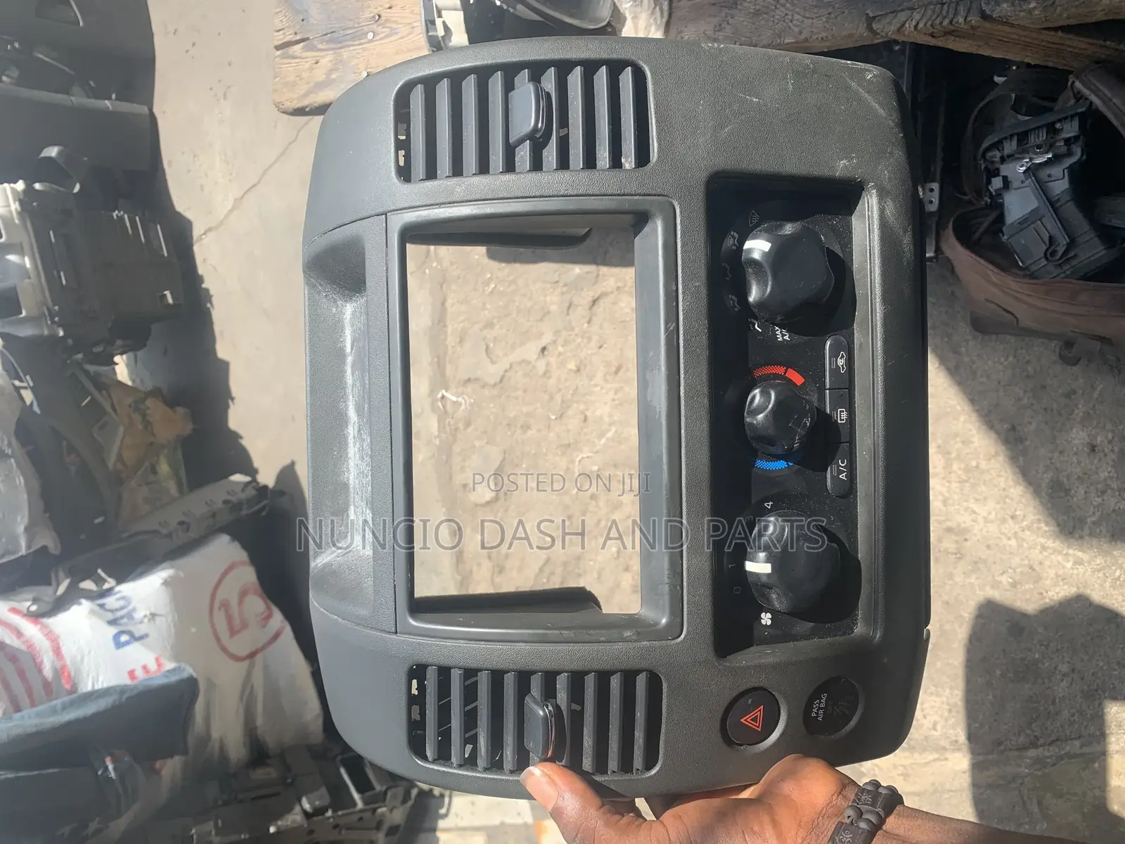 Nissan Navara Dashboard Tape AC Face