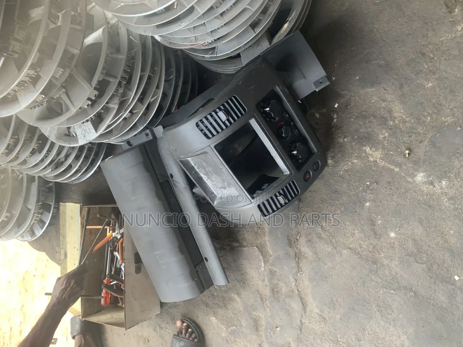Nissan Navara Dashboard Tape AC Face