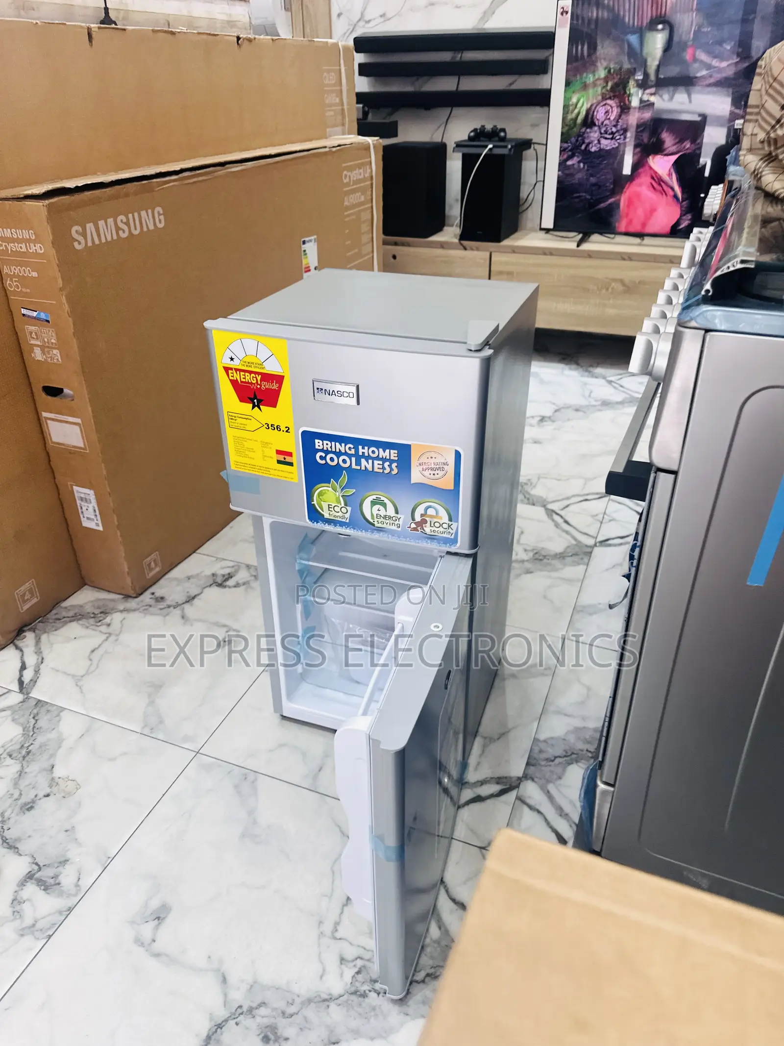 Quality Sleek Chill Nasco Double Door Table Top Fridge