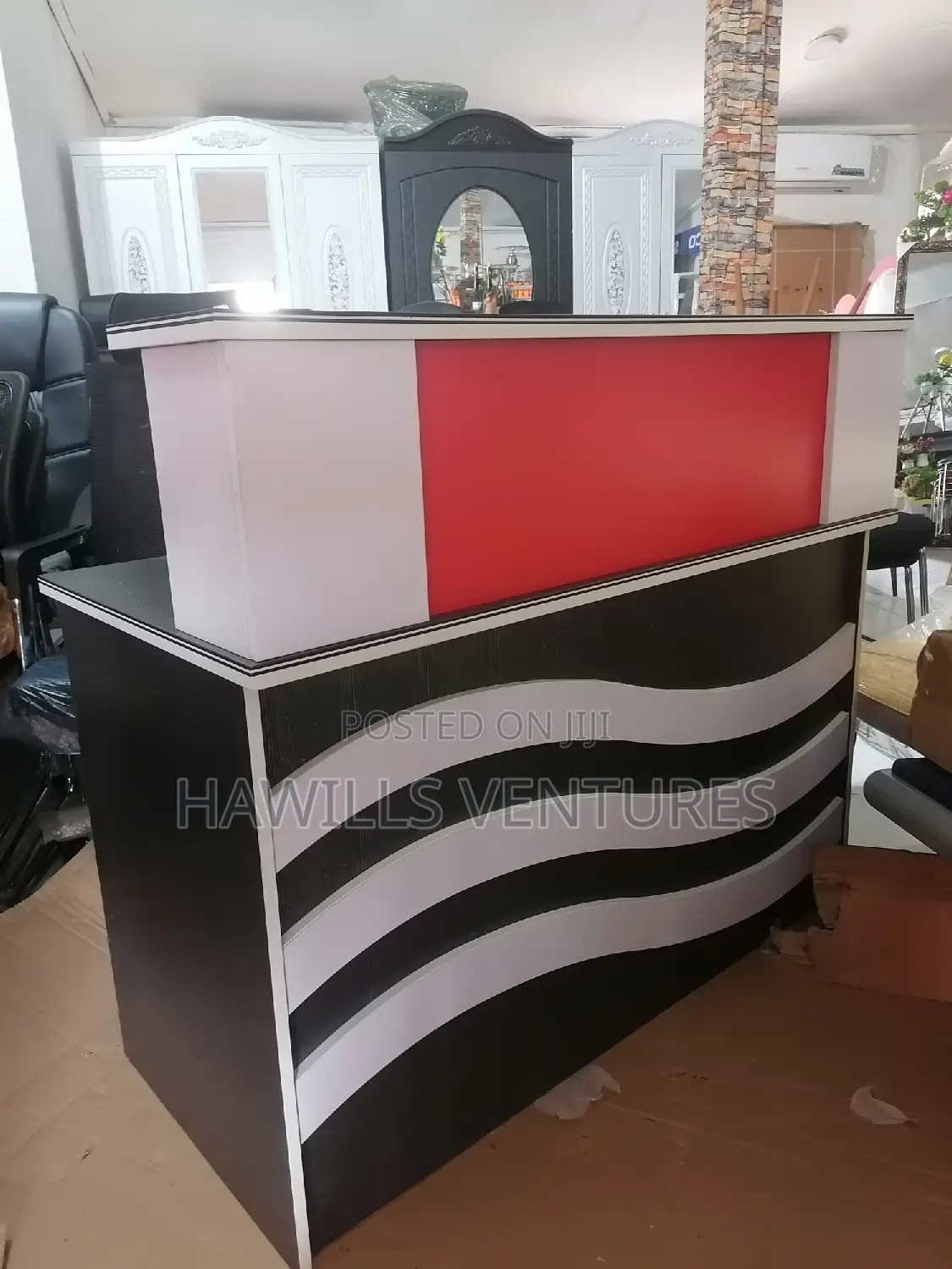 Modern Reception Table