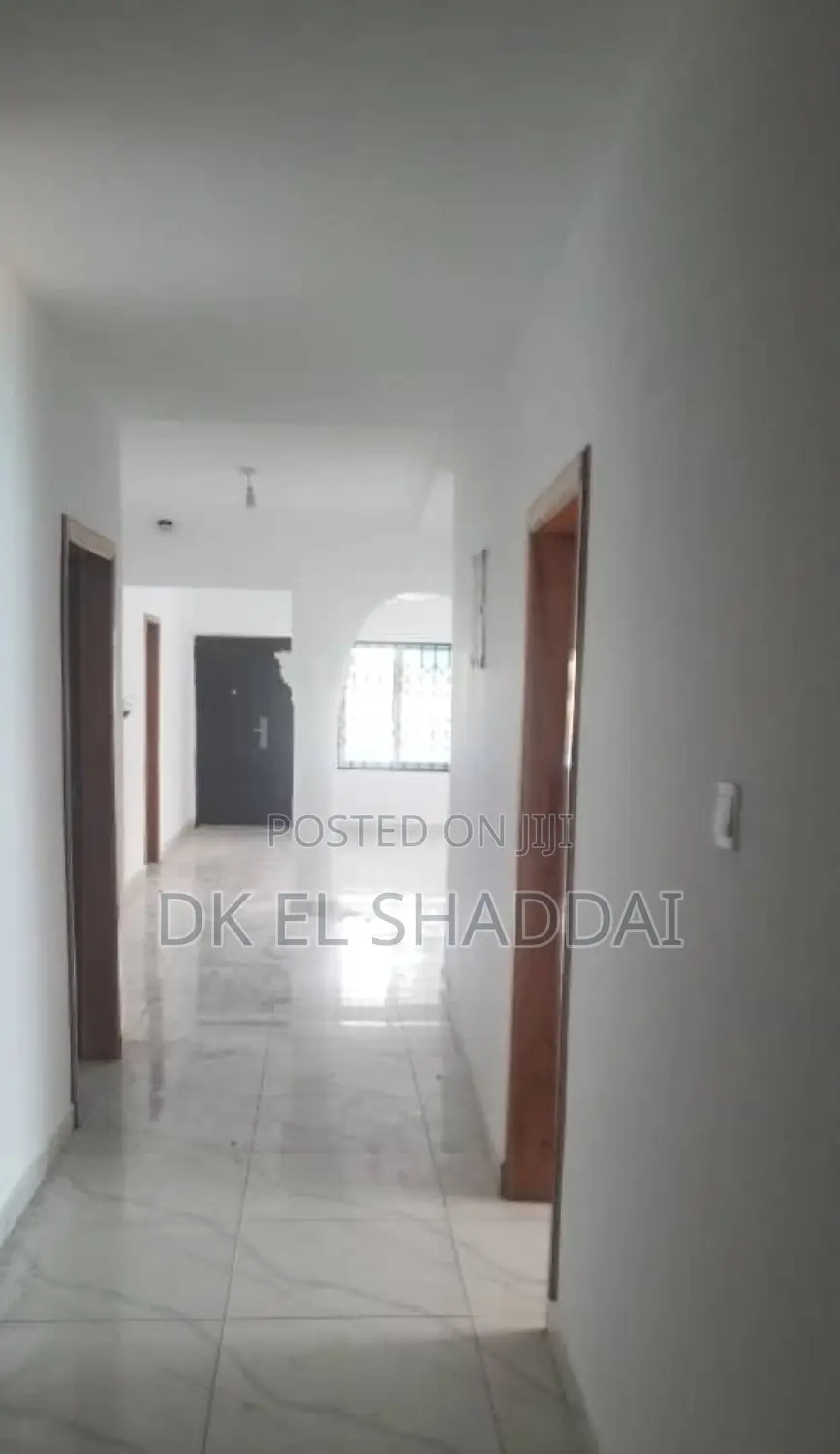 5bdrm House in Pokuase for rent