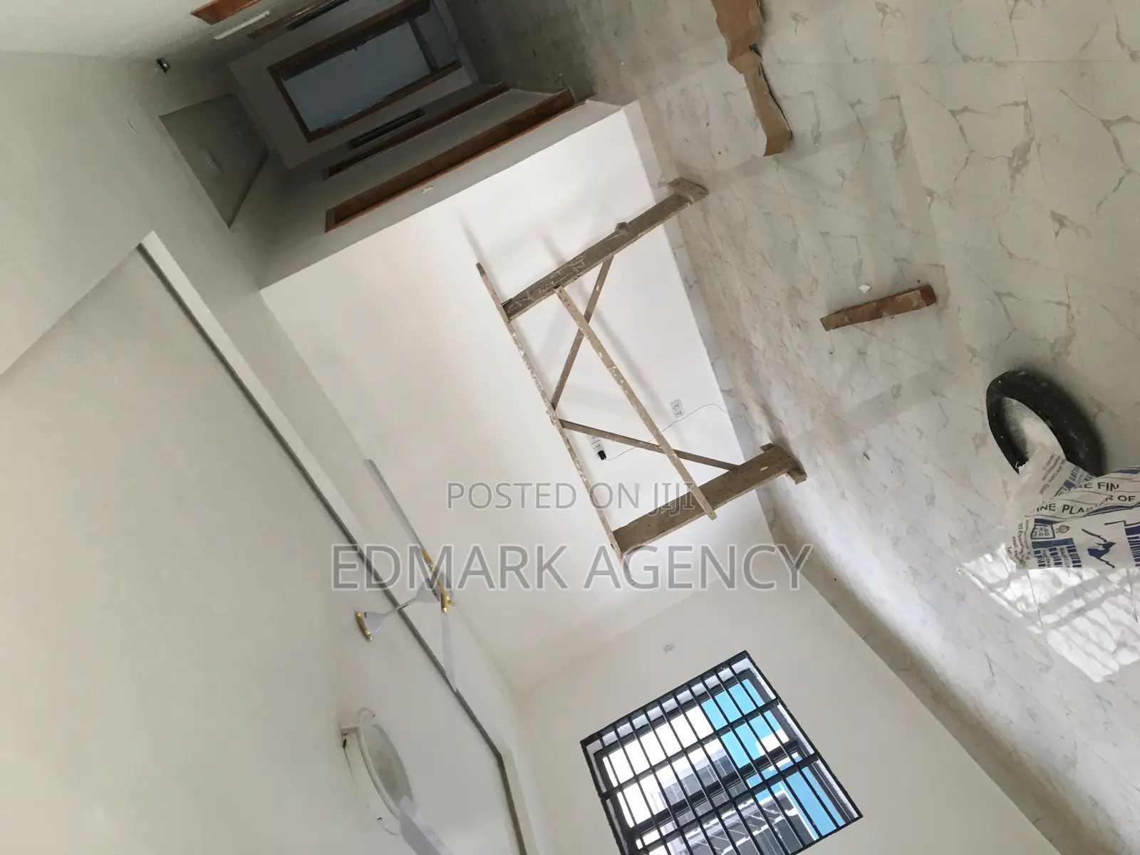 4bdrm House in Kwabeyna Acp, Ga East Municipal for sale