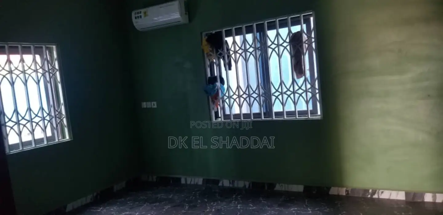 2bdrm Apartment in Pokuase for rent