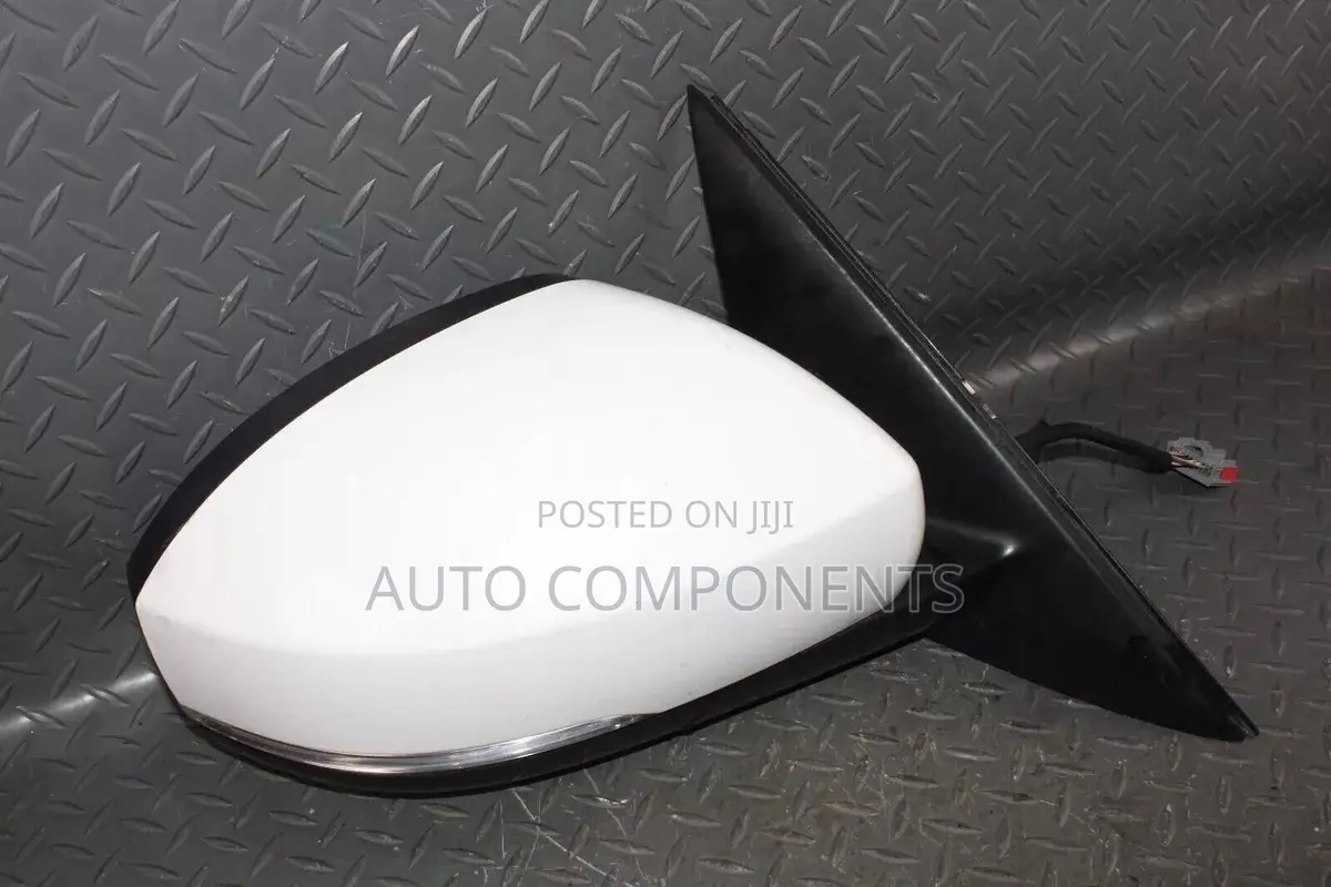 Range Rover Sport 2014, 2018, 2020 Side Mirror (Right)