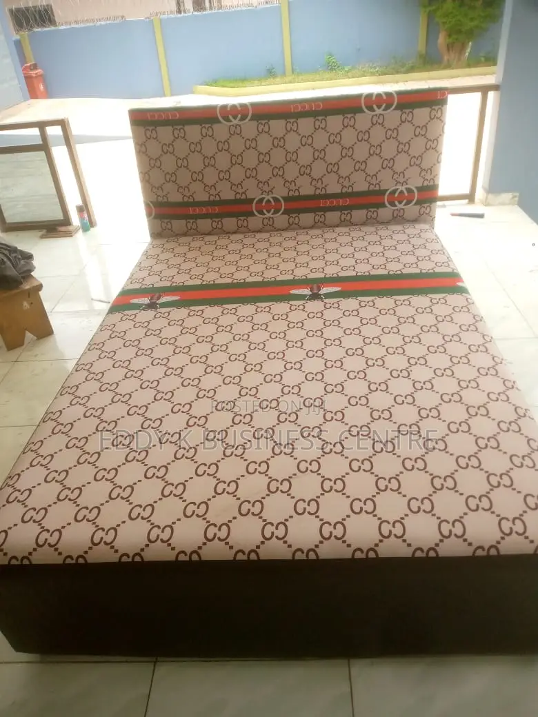 Inbuilt Bed