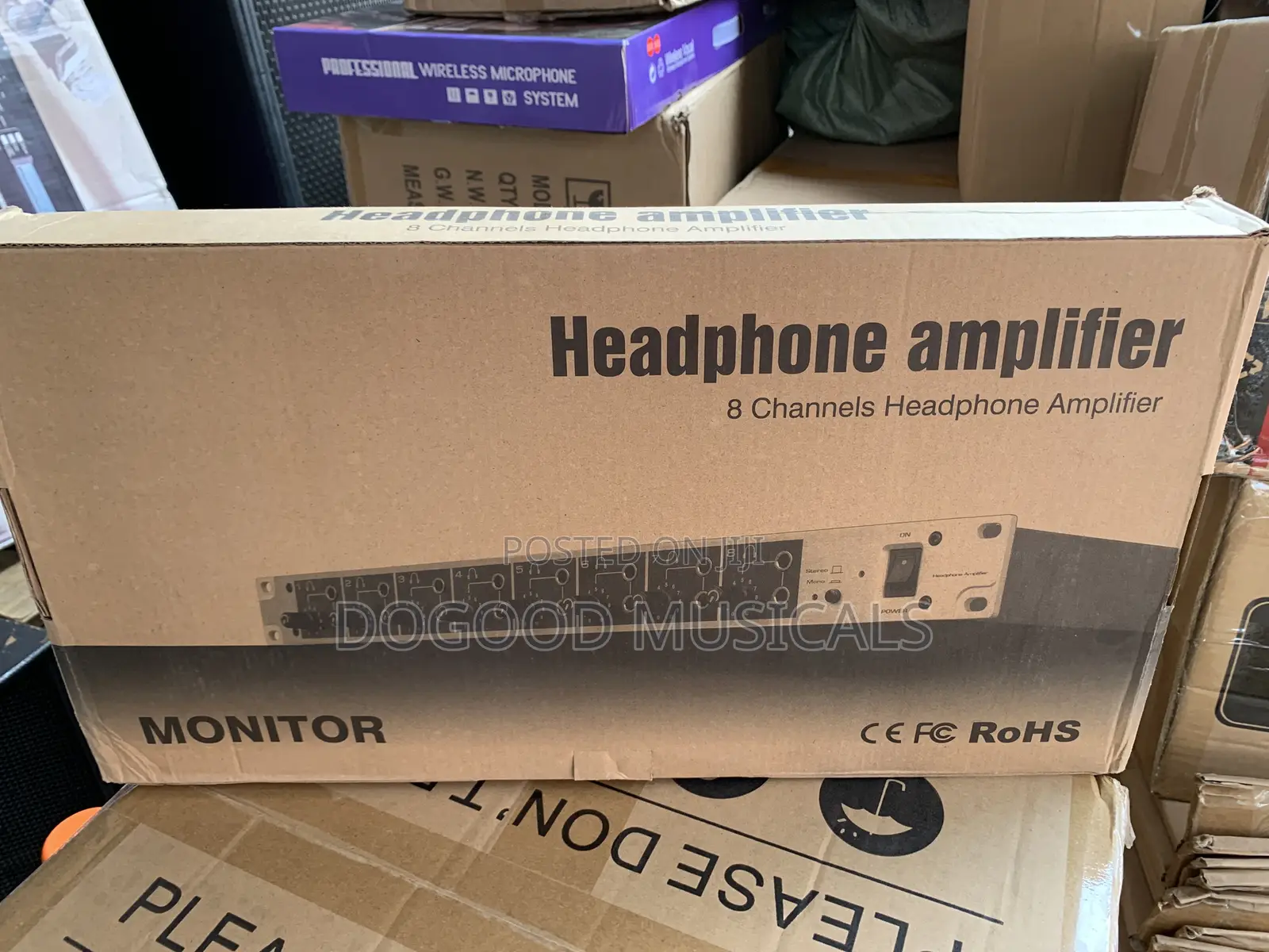 Behringer Hpa-1600 Headphone Amplifier