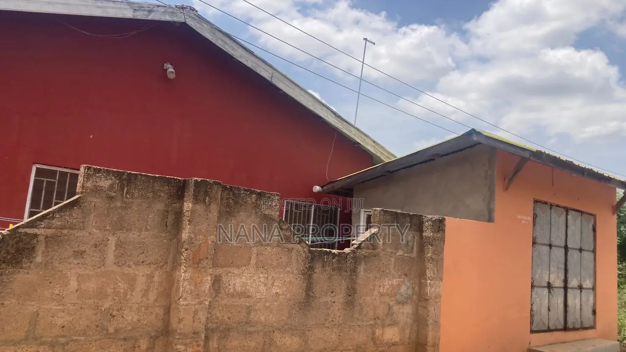 6bdrm House in Dodowa for sale