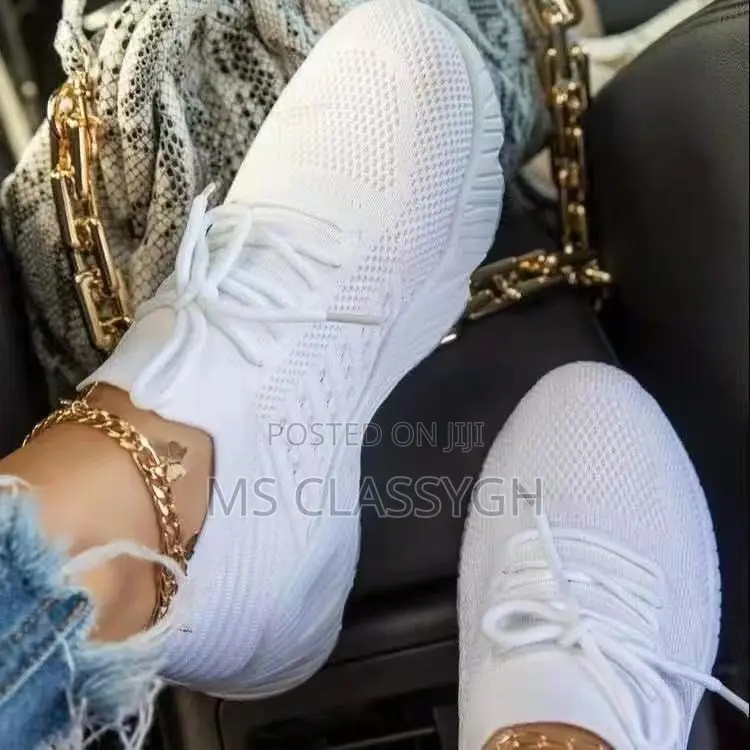 Breathable Casual Sneakers Lace-Up Vulcanized Shoes La
