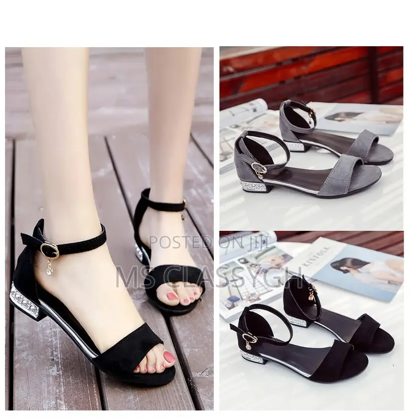 Women Metal Rhinestone Open Toe Slippers