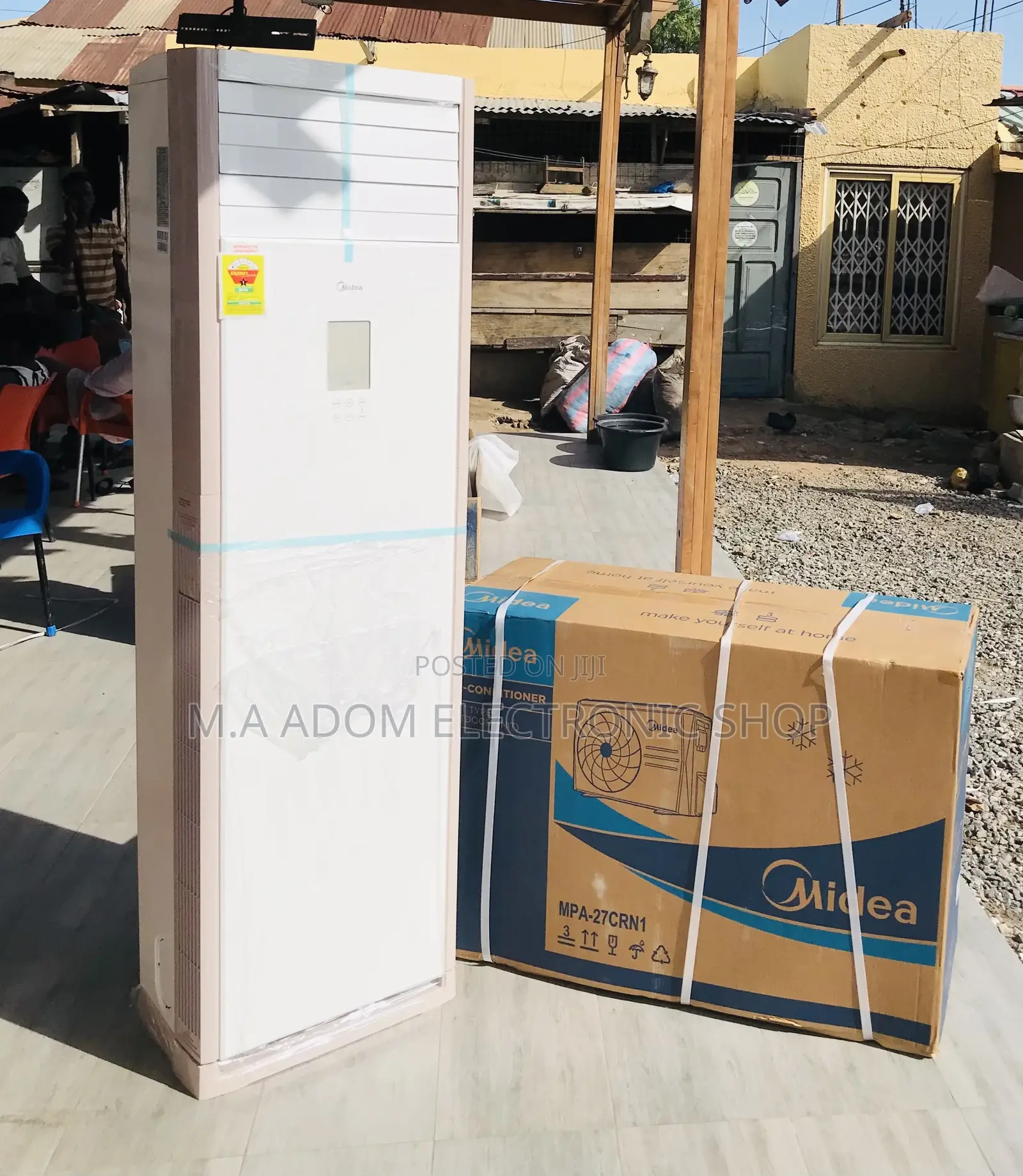 Sleek Design Midea 3.0hp Floor Standing Air Conditioner.