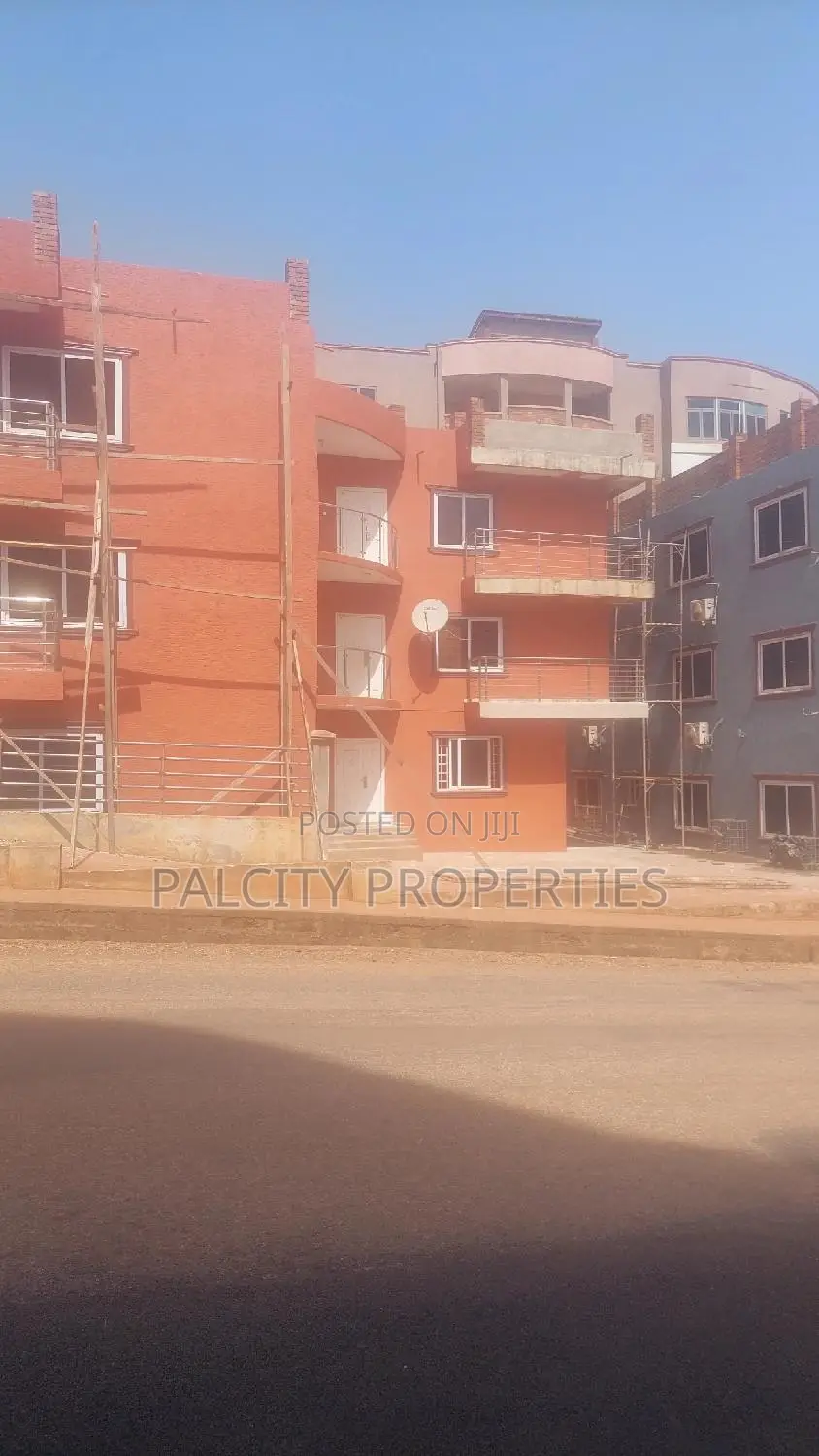 2bdrm Block of Flats in Palcity Estate, Kumasi Metropolitan for rent